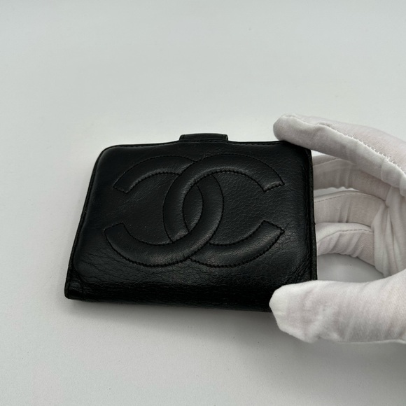 Chanel Vintage Caviar Leather CC Wallet - Picture 2 of 10